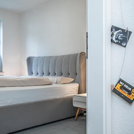 Apartment Fewo1846 - Stadtversteck - Hochwertig Eingerichtete 2-zimmer-wohnung Im Stadtzentrum